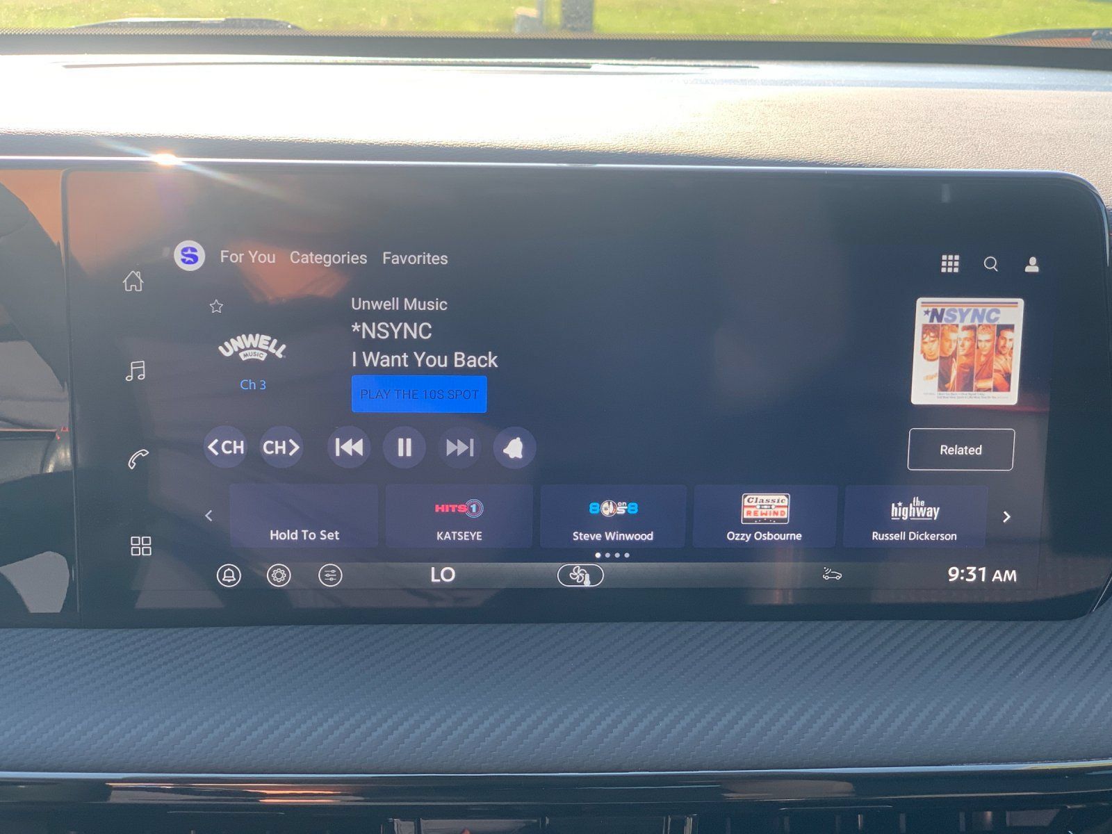 Used 2026 Nissan Kicks SR FWD image 21