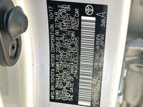 Used 2018 Toyota Corolla iM FWD image 31