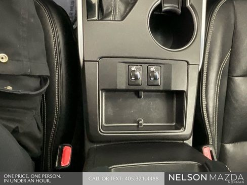 Used 2015 Toyota Camry XLE image 39