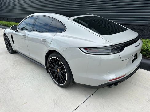 Certified 2023 Porsche Panamera 4 Platinum Edition w/ Sport Chrono Package AWD/4WD image 3