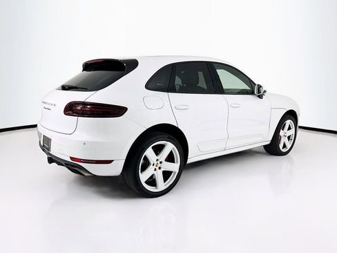 Certified 2016 Porsche Macan Turbo image 7