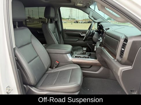 Used 2024 GMC Sierra 1500 SLT AWD/4WD image 36