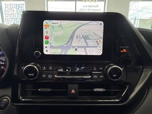 Used 2025 Toyota Highlander XSE AWD/4WD image 45