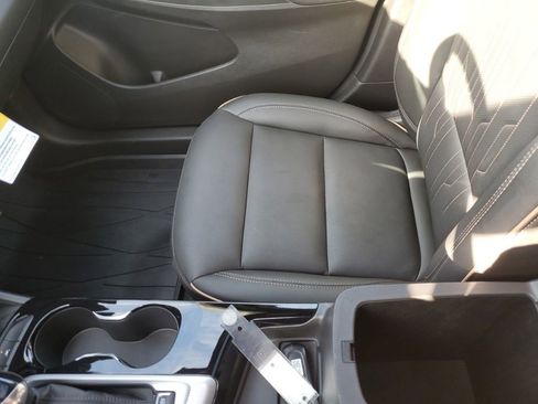 Used 2025 Buick Envista Avenir image 24