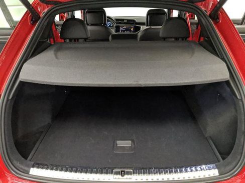 Used 2025 Audi Q3 2.0T Premium image 18