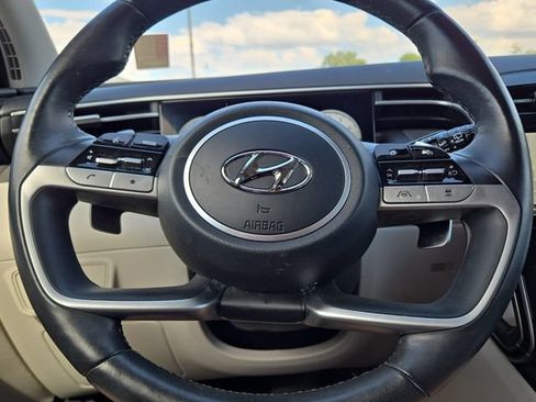 Certified 2023 Hyundai Tucson Limited AWD/4WD image 15