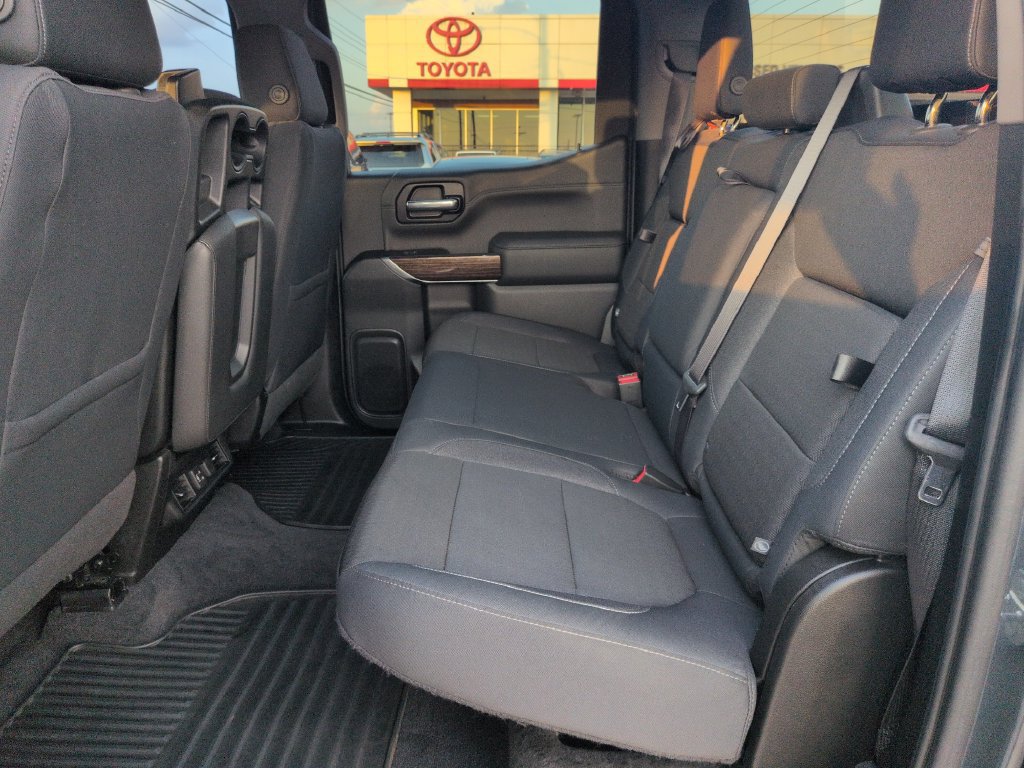 Used 2020 GMC Sierra 1500 Elevation w/ Elevation Value Package AWD/4WD image 25