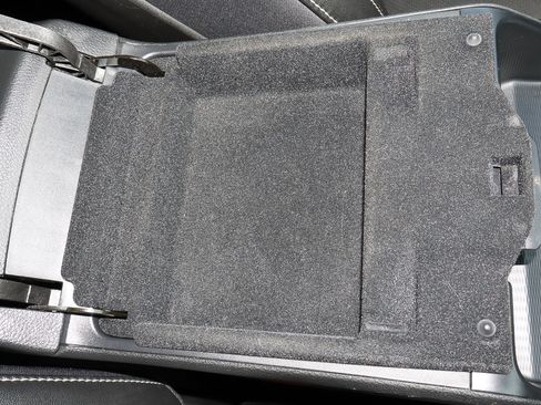 Used 2023 Jeep Grand Cherokee Altitude image 27