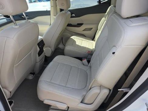 Used 2023 GMC Acadia Denali AWD/4WD image 6