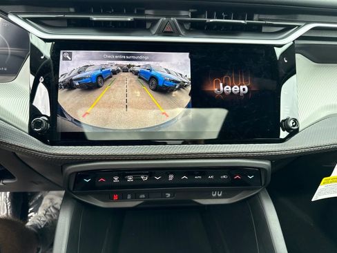 New 2026 Jeep Cherokee Limited AWD/4WD image 14