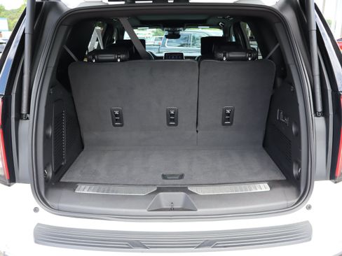 Used 2024 Chevrolet Tahoe High Country w/ Advanced Technology Package AWD/4WD image 37