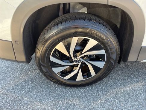 New 2025 Volkswagen Tiguan S image 26