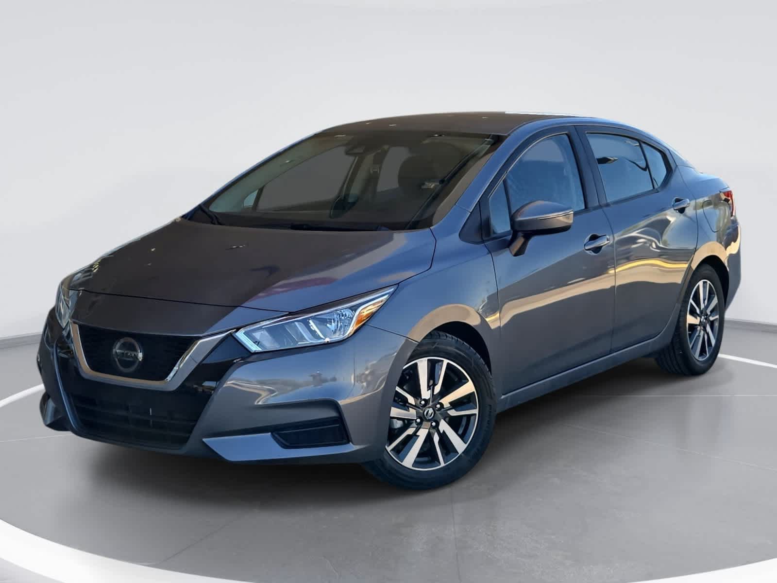 Used 2020 Nissan Versa SV FWD image 1