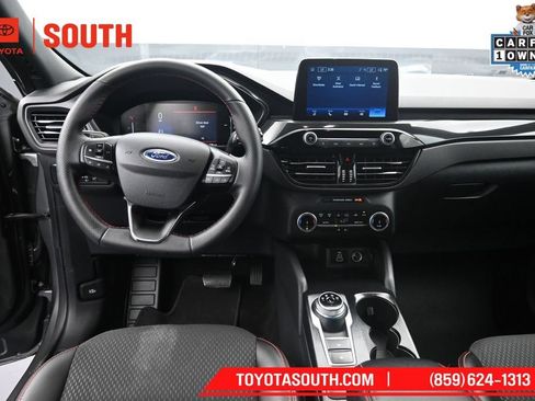 Used 2025 Ford Escape ST-Line AWD/4WD image 11