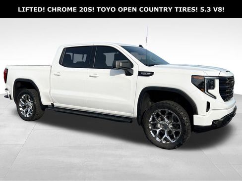 Used 2025 GMC Sierra 1500 Elevation image 1