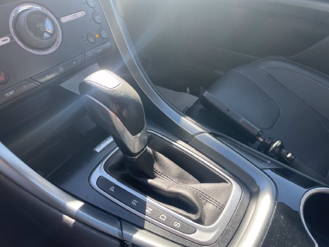 Used 2016 Ford Fusion Titanium FWD image 15