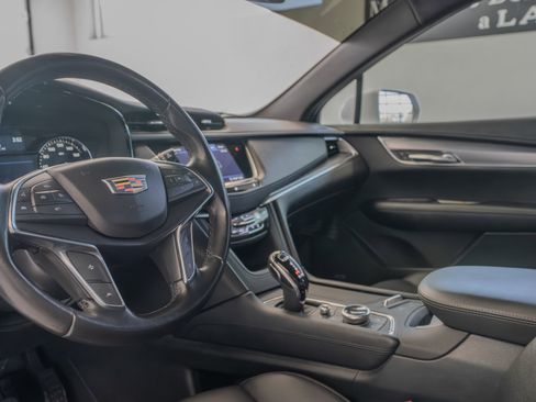 Used 2020 Cadillac XT5 Luxury FWD image 7
