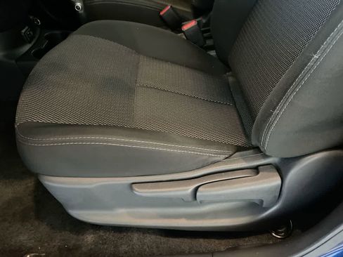 Used 2019 Nissan Versa SV image 12