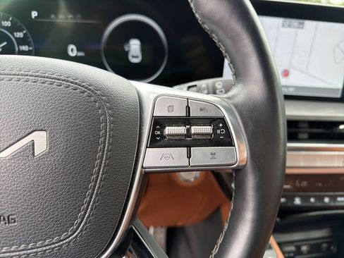Certified 2024 Kia Telluride SX Prestige X-Line AWD/4WD image 17