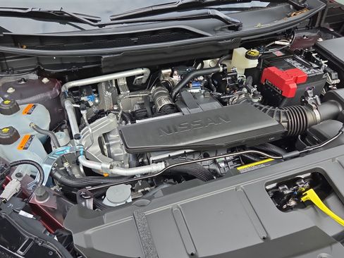 Used 2026 Nissan Rogue SV FWD image 15