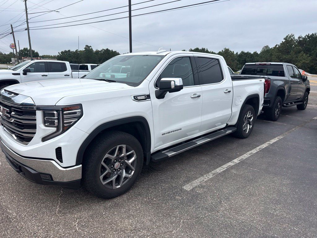 Used 2023 GMC Sierra 1500 SLT w/ SLT Premium Package AWD/4WD image 1