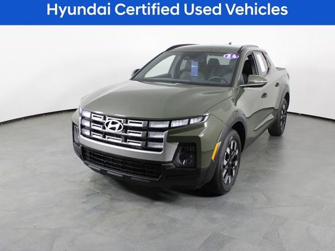 Certified 2026 Hyundai Santa Cruz SEL FWD image 2