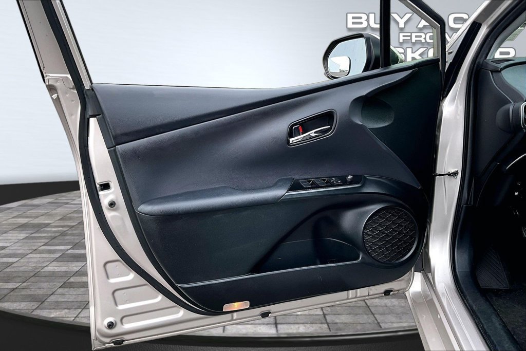 Used 2022 Toyota Prius Prime LE FWD image 21