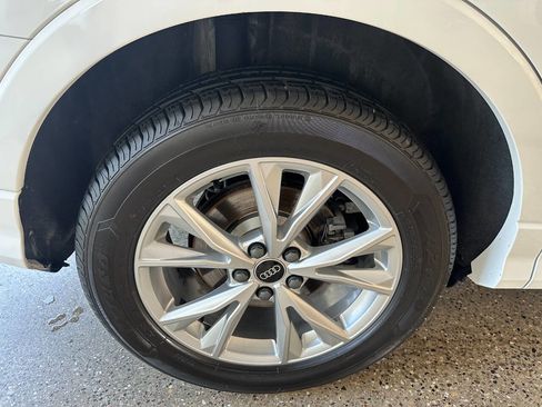 Used 2023 Audi Q3 2.0T Premium image 16