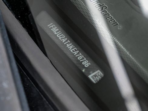 Used 2019 Ford Expedition Limited w/ Equipment Group 303A image 63