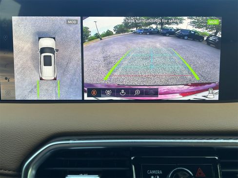 New 2025 Nissan Armada SL w/ Captain's Chari Seat Package AWD/4WD image 3