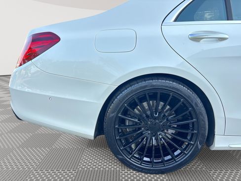 Used 2015 Mercedes-Benz S 550 Sedan image 30