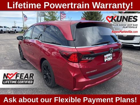 Used 2025 Honda Odyssey Sport-L image 6
