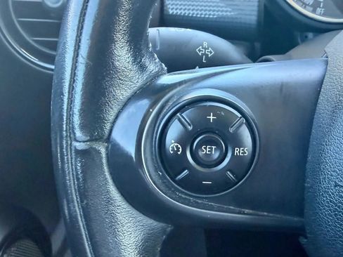 Used 2015 MINI Cooper 2-Door Hardtop image 16