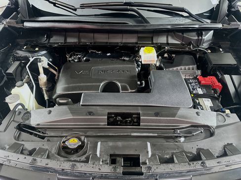 Used 2024 Nissan Pathfinder SL w/ SL Premium Package image 37