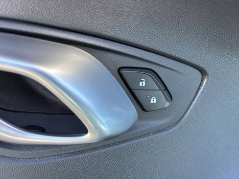 Used 2023 Chevrolet Camaro LT image 18