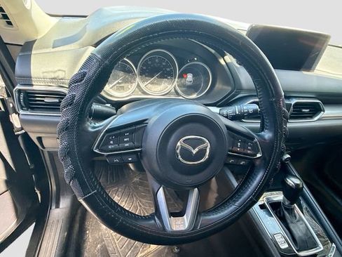 Used 2021 MAZDA CX-5 Touring FWD image 11