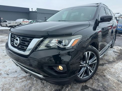 Used 2018 Nissan Pathfinder Platinum w/ Cargo Package image 2