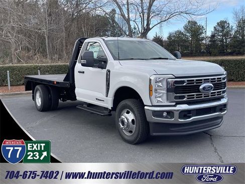 New 2026 Ford F350 XL w/ XL Chrome Package image 1