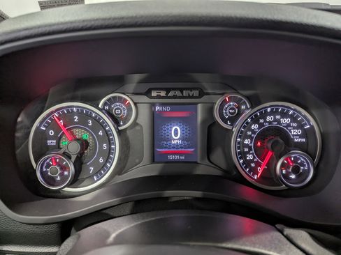 Used 2025 RAM 2500 Big Horn AWD/4WD image 22