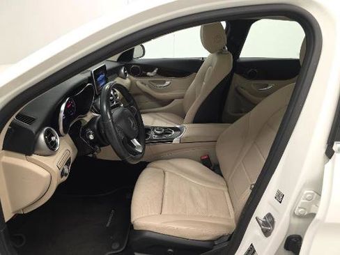 Used 2018 Mercedes-Benz C 300 Sedan image 4