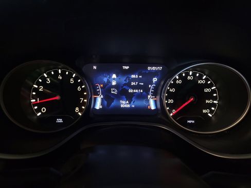 Used 2018 Jeep Compass Limited AWD/4WD image 23