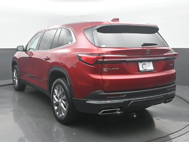 Used 2025 Buick Enclave Preferred w/ Trailering Package, 5000 lbs. AWD/4WD image 4