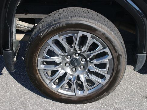 Used 2024 GMC Sierra 1500 Denali Ultimate AWD/4WD image 39