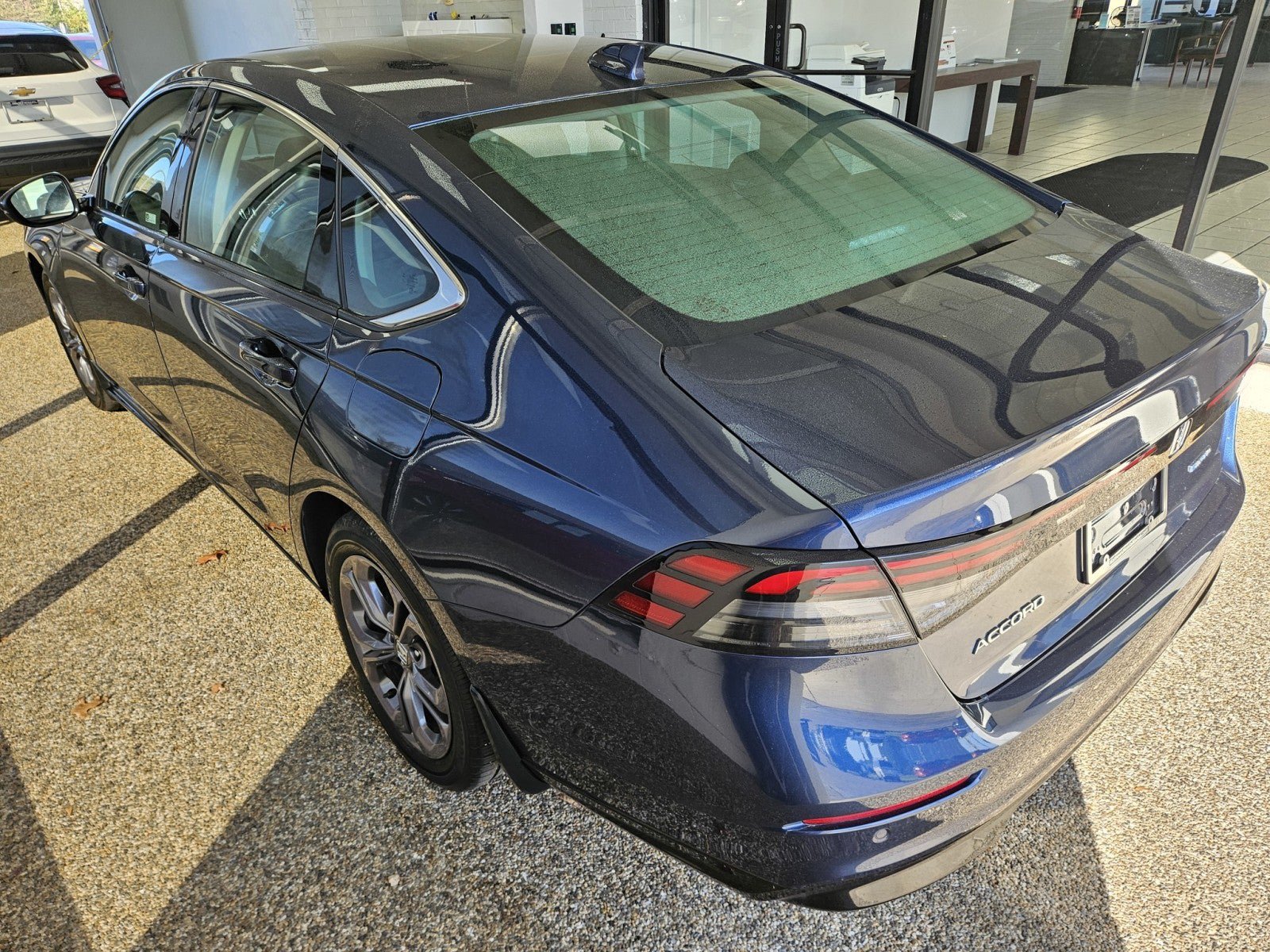 Used 2024 Honda Accord EX-L image 4