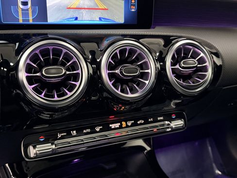 New 2025 Mercedes-Benz CLA 35 AMG 4MATIC image 32