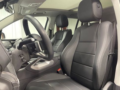 Used 2026 Mercedes-Benz GLS 450 4MATIC image 22