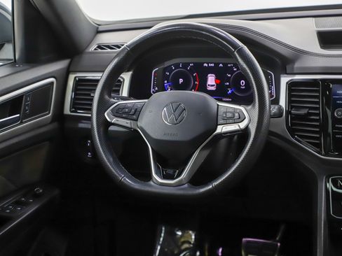 Used 2022 Volkswagen Atlas Cross Sport SEL R-Line AWD/4WD image 15