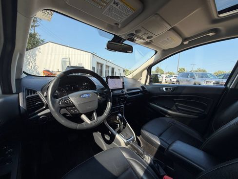 Used 2018 Ford EcoSport Titanium AWD/4WD image 9