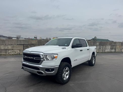 Used 2023 RAM 1500 Big Horn image 2