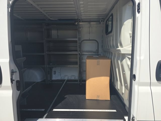Used 2025 RAM ProMaster 1500 w/ Safety Group FWD image 6